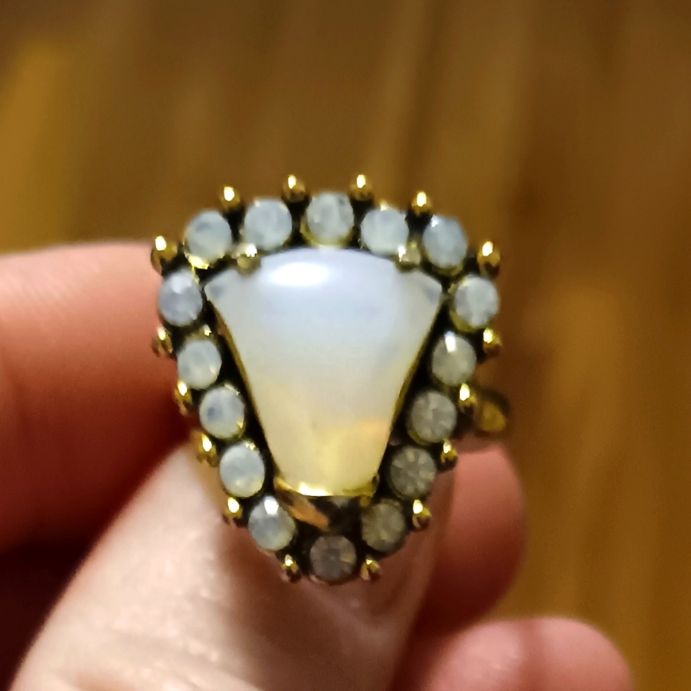 Vintage cocktail ring adjustable triangle moonstone/opal stones